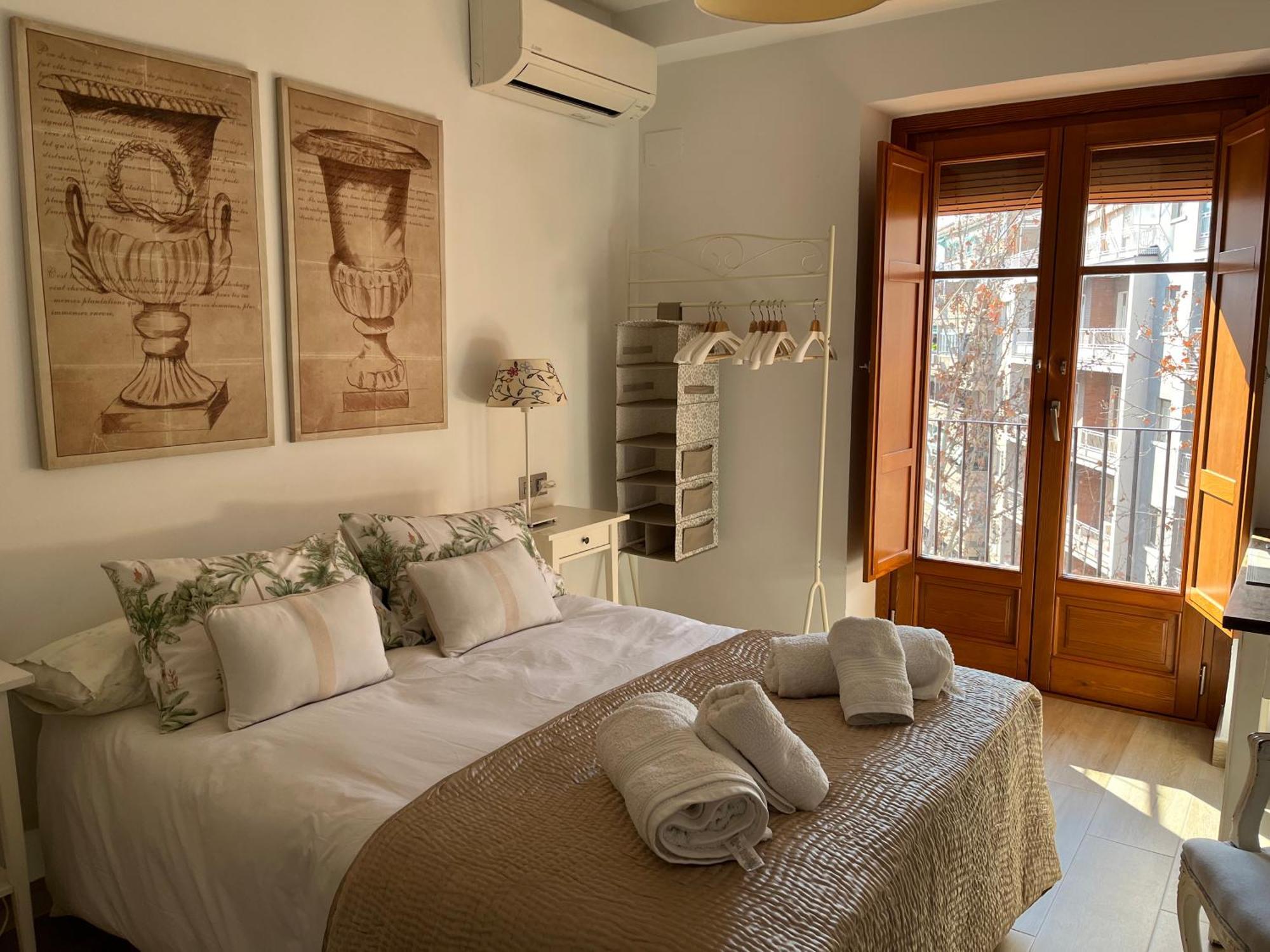 Fantastico Apartamento Suite En Centro De Granada Luaran gambar